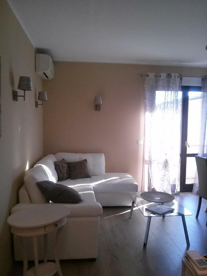 New Apartment Private Parking Bardolino Exterior foto